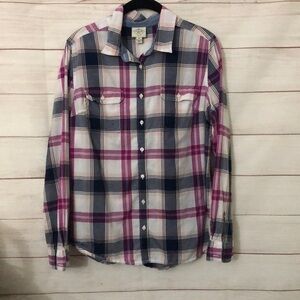 St. John's Bay Plaid Long Sleeve Button Down Size M